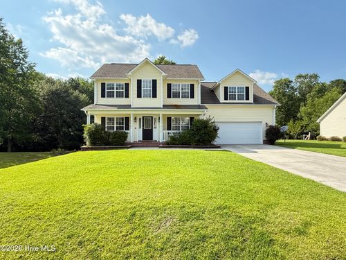 157 Mendover Dr, Jacksonville, NC, 28546-9207 | Card Image