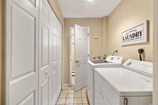 122 Hayrick Ln, House other with 4 bedrooms, 3 bathrooms and null parking in Commack NY | Image 29