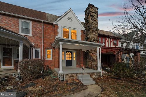 213 Stoneway Ln, MERION STATION, PA, 19066-1819 | Card Image