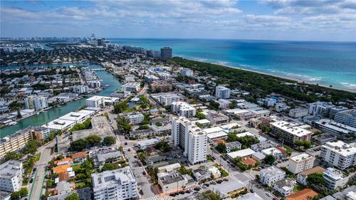 207-7850 Byron Ave, Miami Beach, FL, 33141-2090 | Card Image