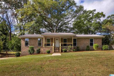 2731 Brenda Circle, House other with 3 bedrooms, 2 bathrooms and null parking in GARDENDALE AL | Image 1