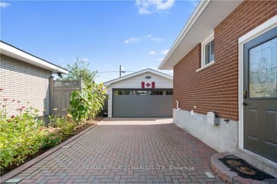 524 Blossom Park Dr, House other with 3 bedrooms, 2 bathrooms and 6 parking in Cornwall ON | Image 3