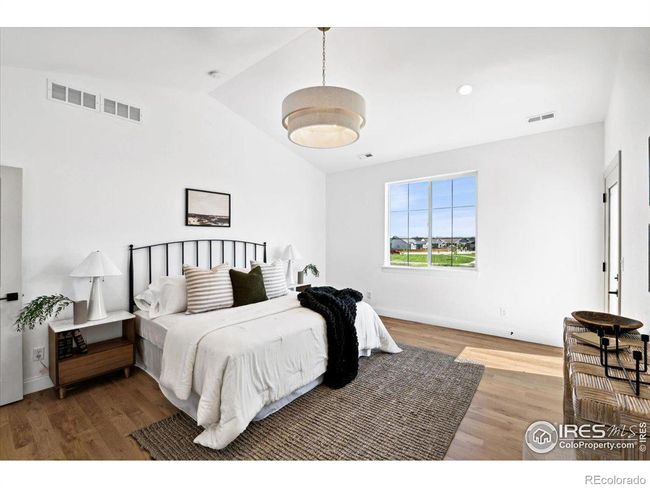 Primary Bedroom | Image 16