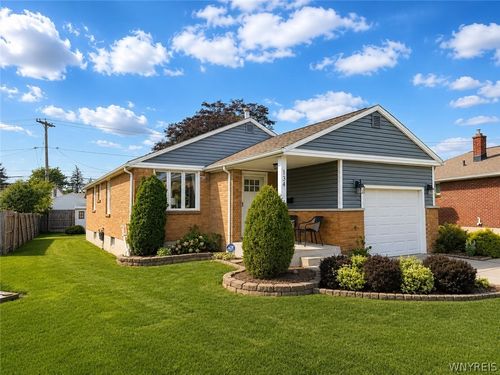 134 Woodcrest Drive, Amherst, NY, 14226 | Card Image