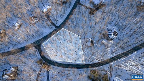 11 Fairway Oaks Ln, WINTERGREEN, VA, 22958 | Card Image