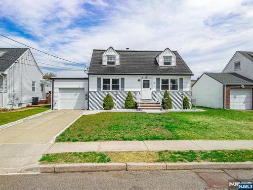 40 South Dr, Rochelle Park, NJ, 07662-3606 | Card Image