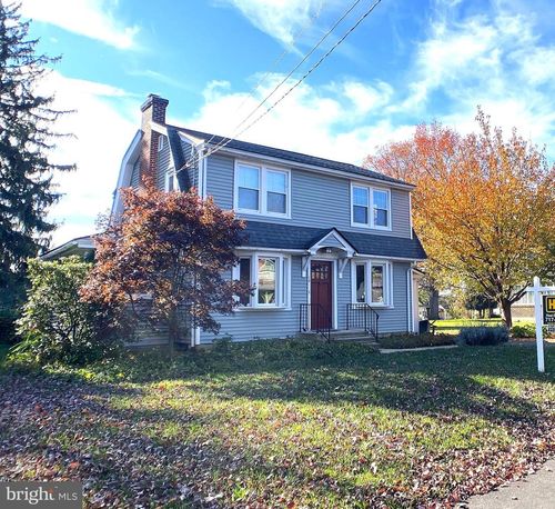 13 Mylin Ave, WILLOW STREET, PA, 17584-9304 | Card Image