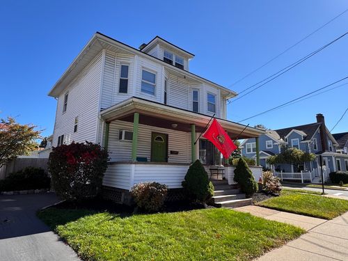 454 Broadway, Lynn, MA, 01904-2643 | Card Image