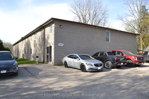 137 Dundas Street, Woodstock, ON, N4S1A1 | Card Image