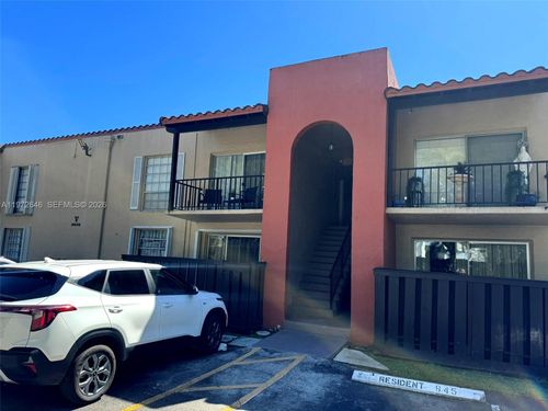 apt-v14-10836 Sw 88th St, Miami, FL, 33176-1353 | Card Image