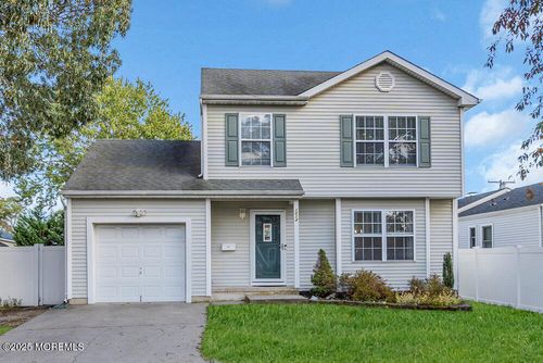 1014 Beaver Dam Rd, Point Pleasant Boro, NJ, 08742-3866 | Card Image