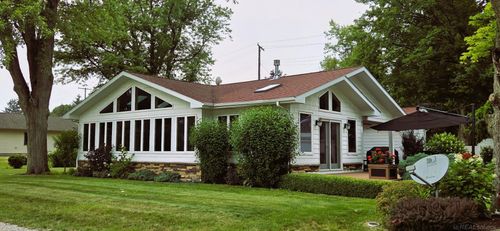 7391 Elm Rd, Lexington, MI, 48450-8994 | Card Image