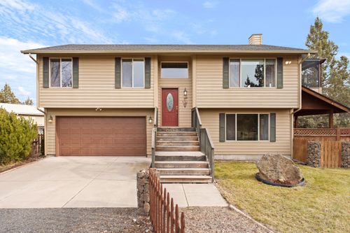 5871 Sw Badger Rd, Terrebonne, OR, 97760-8936 | Card Image