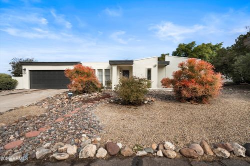 1155 E Village Circle Dr N, Phoenix, AZ, 85022-4812 | Card Image