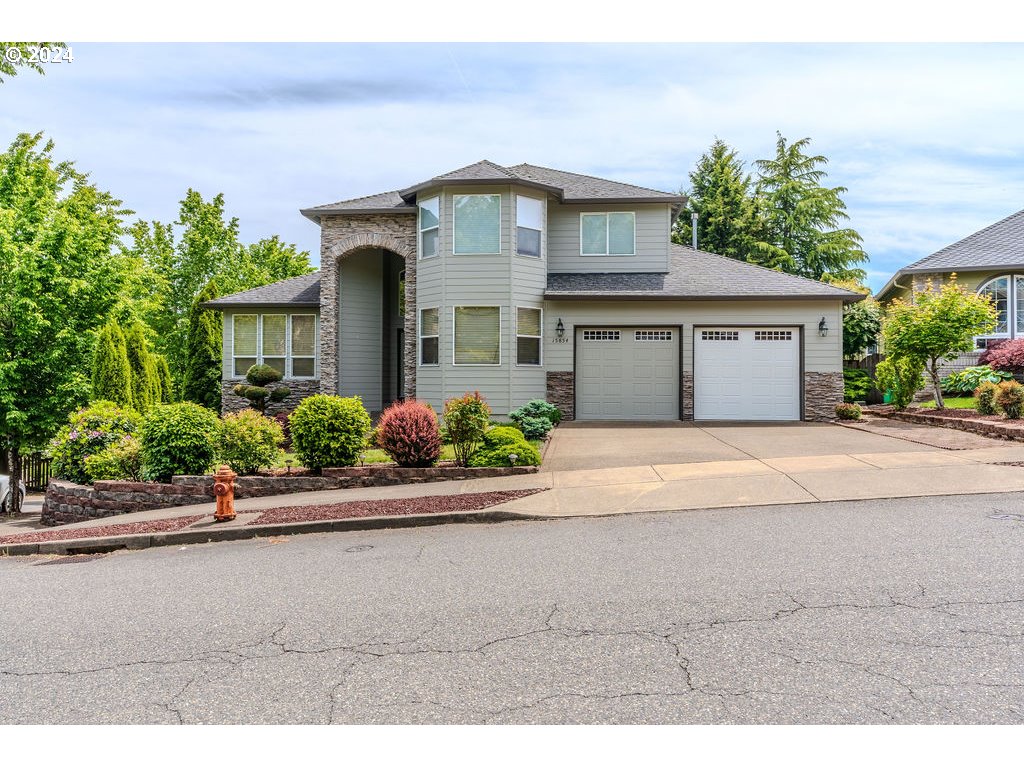 Henderson Way, Portland, OR 97236