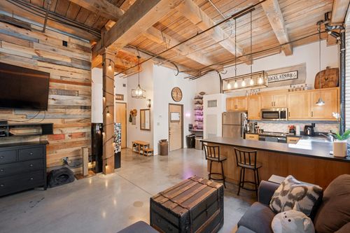 apt-106-127 5th St Ne, Minneapolis, MN, 55413-2755 | Card Image