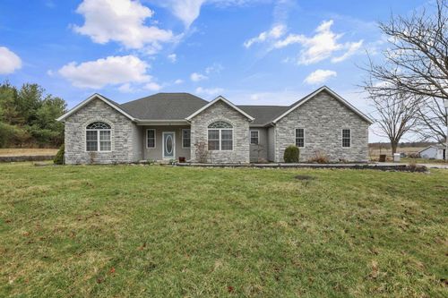 5706 Gale Rd Sw, Pataskala, OH, 43062-7759 | Card Image
