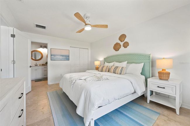 204 75 Th St, House other with 3 bedrooms, 2 bathrooms and null parking in HOLMES BEACH FL | Image 37