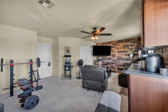 8421 Cheerful Brook Ave, House other with 5 bedrooms, 3 bathrooms and null parking in Las Vegas NV | Image 9