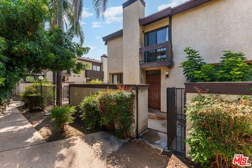 9-9376 Moonbeam Ave, Panorama City, CA, 91402-2623 | Card Image