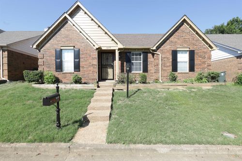 1649 Ranmar Dr, Cordova, TN, 38016-6030 | Card Image