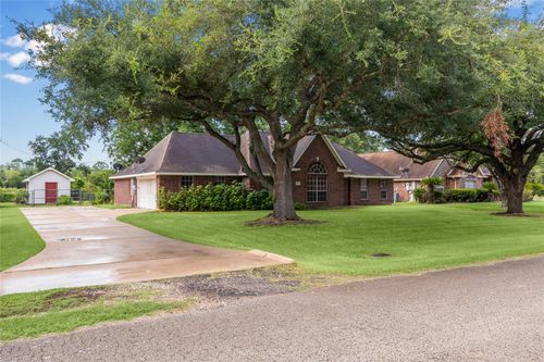 13225 Rene Cir, Santa Fe, TX, 77510-9110 | Card Image