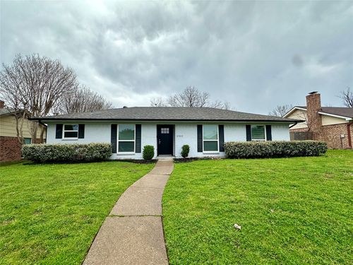 2922 Berkshire Dr, Mesquite, TX, 75150-3541 | Card Image