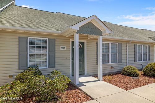 11-550 Pelletier Loop Rd, Peletier, NC, 28584-7532 | Card Image