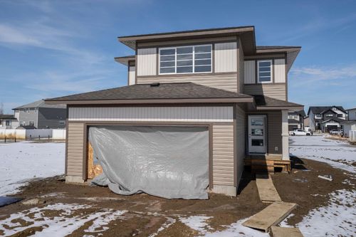 38 Lincoln St, Sylvan Lake, AB, T4S | Card Image