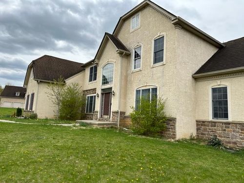 120 Fox Run, Easton, PA, 18042-8773 | Card Image