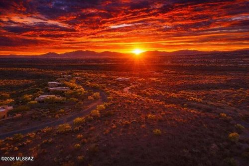 26-770 E Canyon Rock Road, Green Valley, AZ, 85614 | Card Image