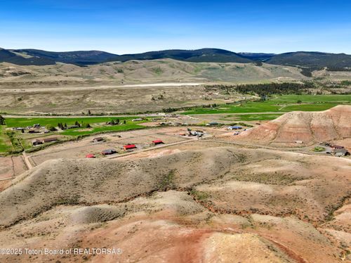 38 Mustang Dr, Dubois, WY, 82513-8930 | Card Image