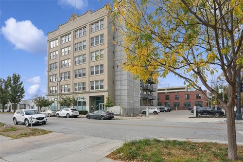 202-112 11th St, Des Moines, IA, 50309-4203 | Card Image