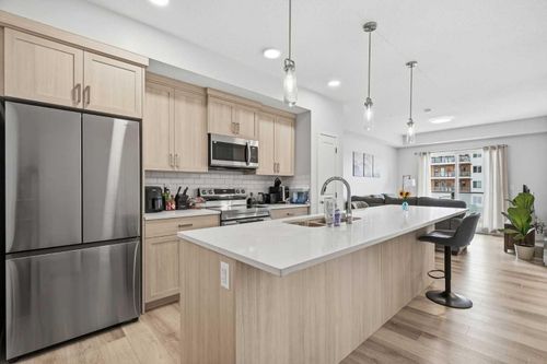 3207-33 Carringham Gate Nw, Calgary, AB, T3P2H6 | Card Image