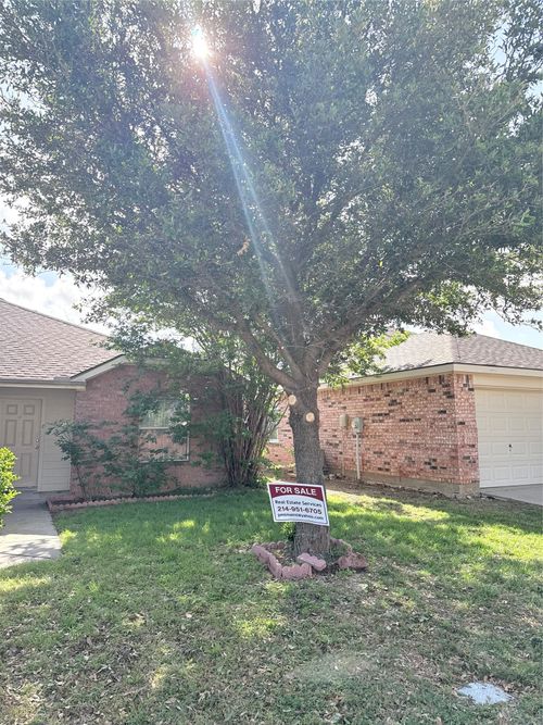 1105 Roping Reins Way, Fort Worth, TX, 76052 | Card Image
