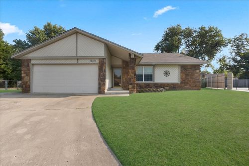 12101 E 76th Place N, Owasso, OK, 74055 | Card Image