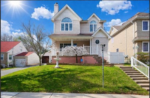 91 Allison Ave, Staten Island, NY, 10306-2807 | Card Image