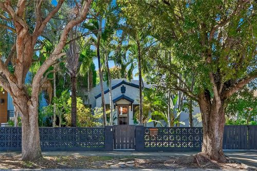 452 Sw 21st Rd, Miami, FL, 33129-1332 | Card Image