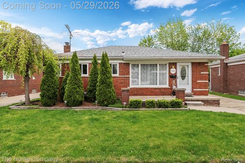 24564 Marine Ave, Eastpointe, MI, 48021-1446 | Card Image