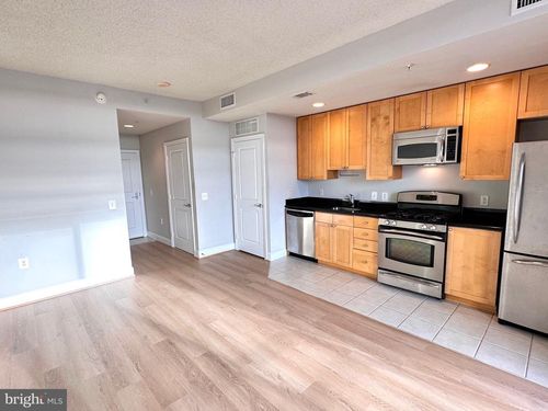 507w-3600 S Glebe Rd, ARLINGTON, VA, 22202-2383 | Card Image