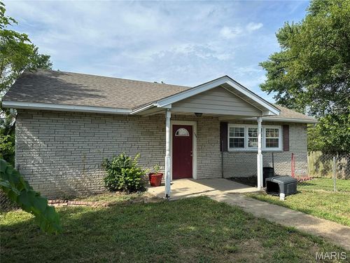 105 E Kansas City St, Bland, MO, 65014-3211 | Card Image