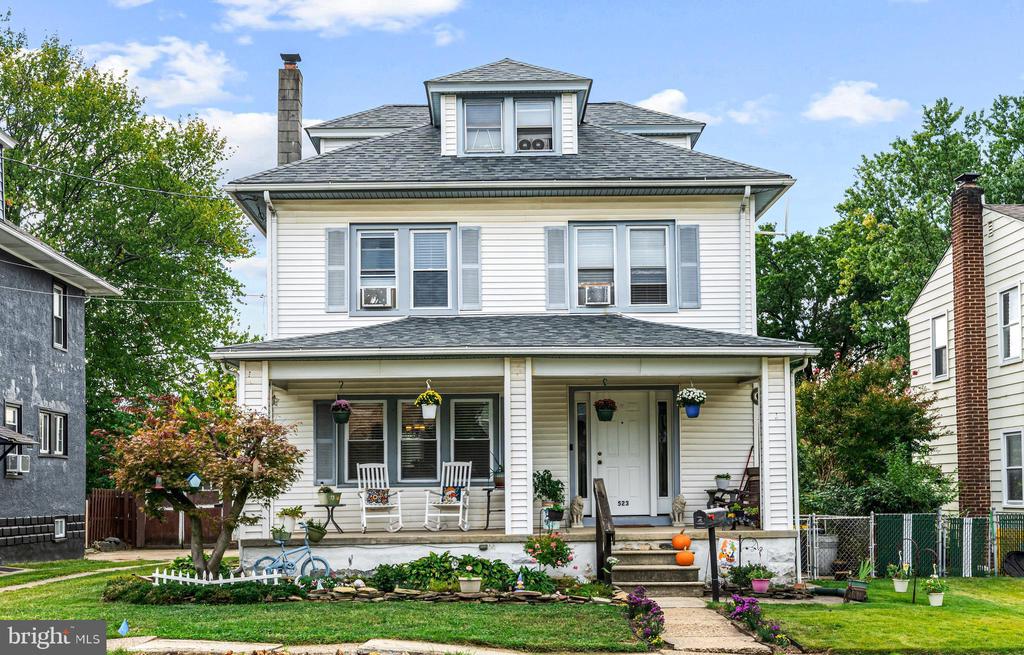 Lexington Ave, Pennsauken, NJ 08110