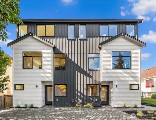 7042 25th Ave Nw, Seattle, WA, 98117-5848 | Card Image