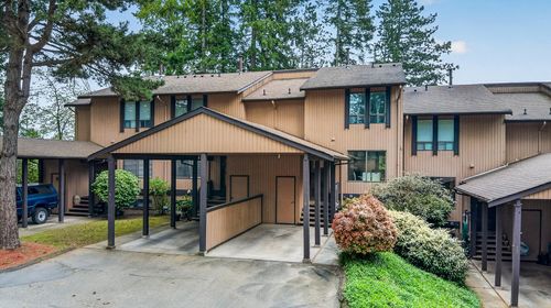 32-3015 Trethewey St, Abbotsford, BC, V2T3R4 | Card Image