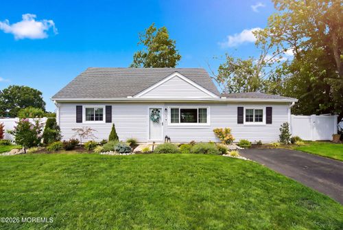 3 Redwood Terrace, Hazlet, NJ, 07730 | Card Image
