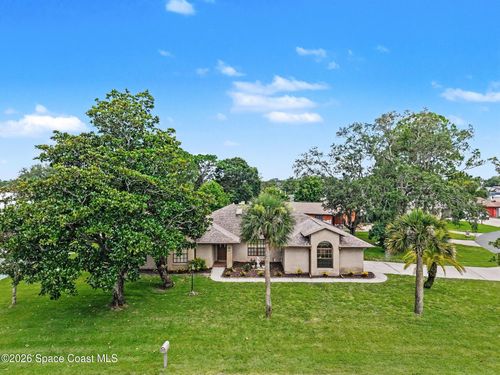 672 Altura Dr, Cocoa, FL, 32927-4985 | Card Image