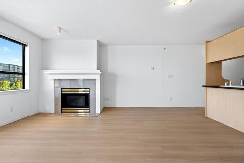 708-6611 Cooney Rd, Richmond, BC, V6Y4C5 | Card Image