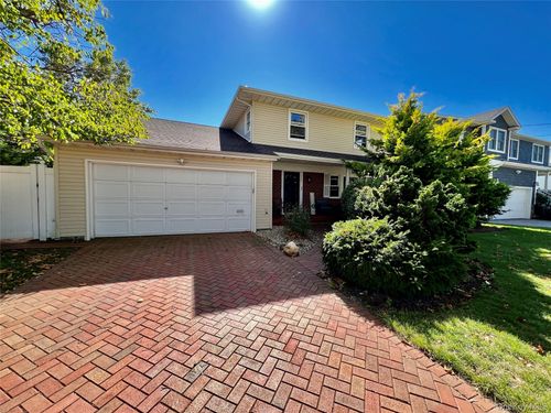 112 Ivy Ln, Lido Beach, NY, 11561-4911 | Card Image