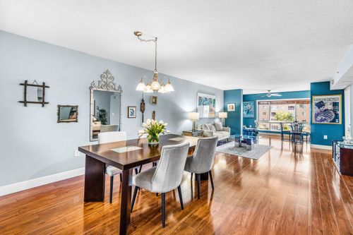 302-12540 Majesty Cir, Boynton Beach, FL, 33437-7211 | Card Image