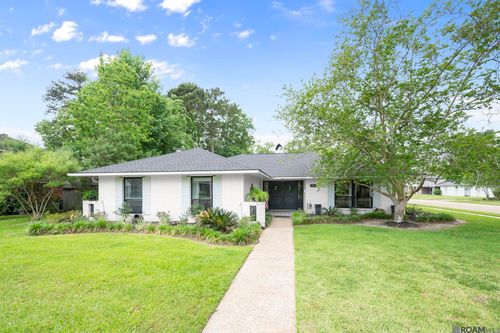 1300 Wellington Dr, Baton Rouge, LA, 70815-5337 | Card Image